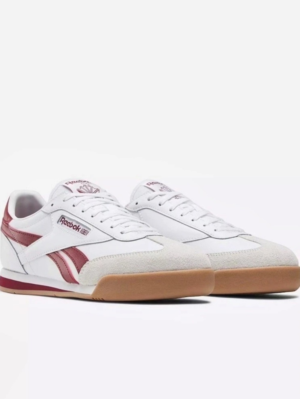 Reebok Classic Leather Sneakers in White & Red US 7.5 Like New